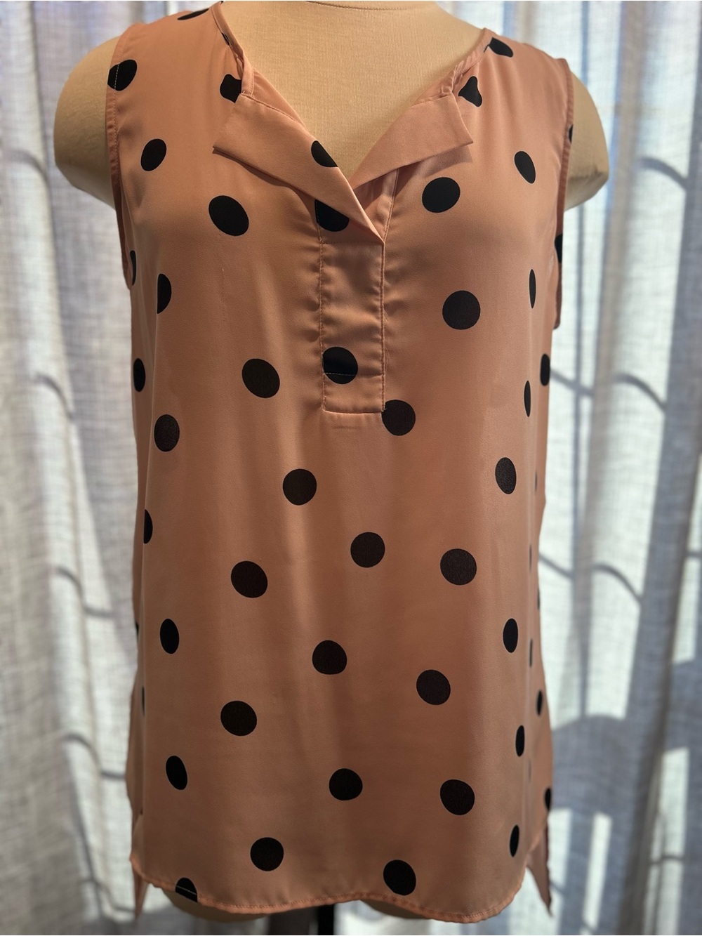 Worthington Dusty Rose Sleeveless Polka Dot Blouse